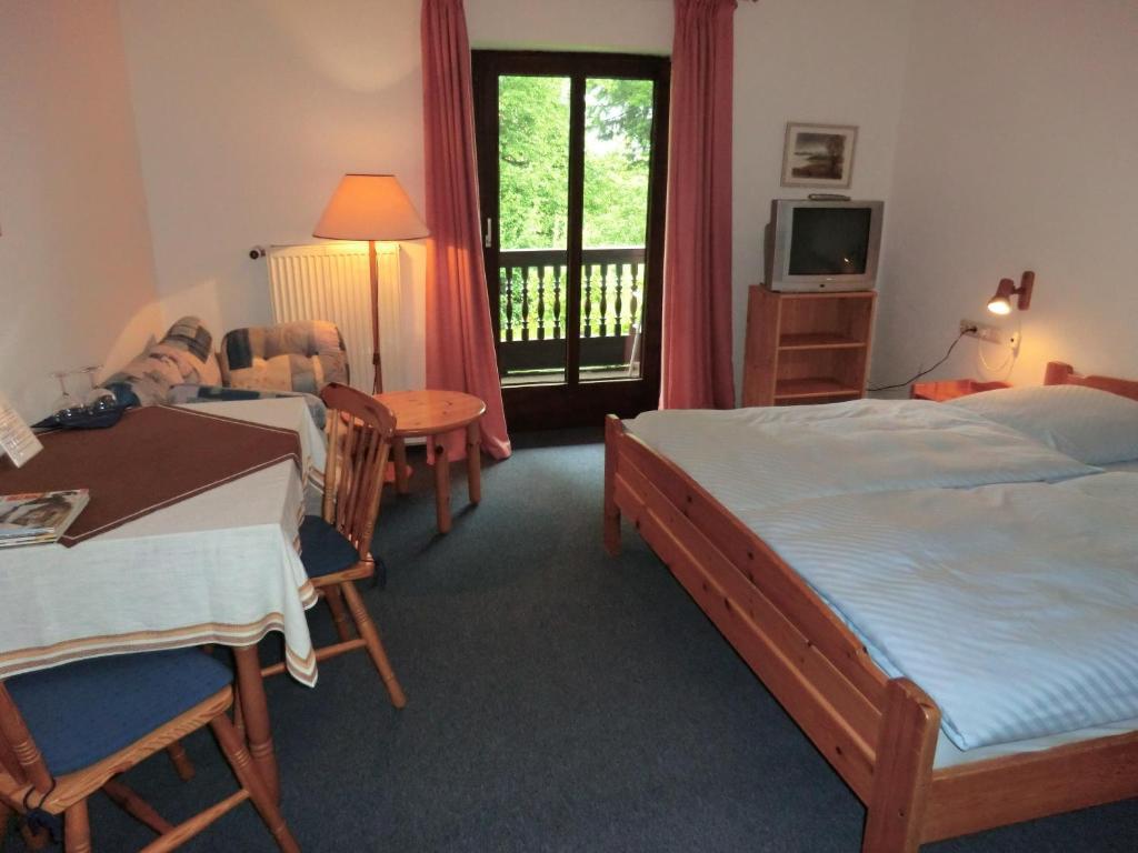 Hotel Garni Rottaler Hof Bad Griesbach  Room photo